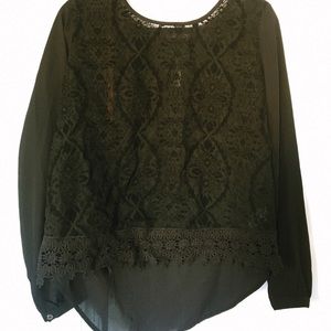 Long sleeve velvet detail blouse